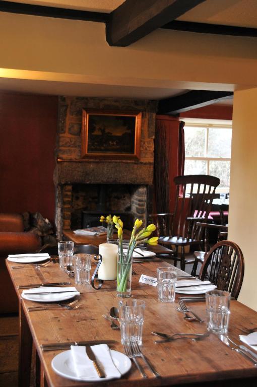 The Red Lion Inn Babcary ภายนอก รูปภาพ